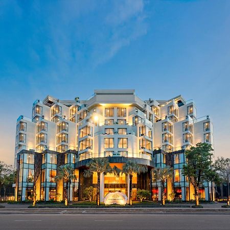 Poseido Hotel Quang Binh Донг Хой Екстериор снимка