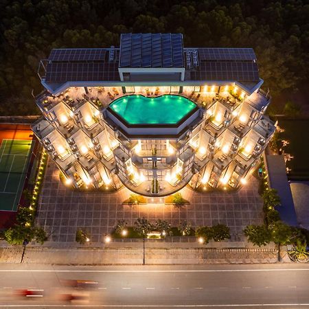 Poseido Hotel Quang Binh Донг Хой Екстериор снимка