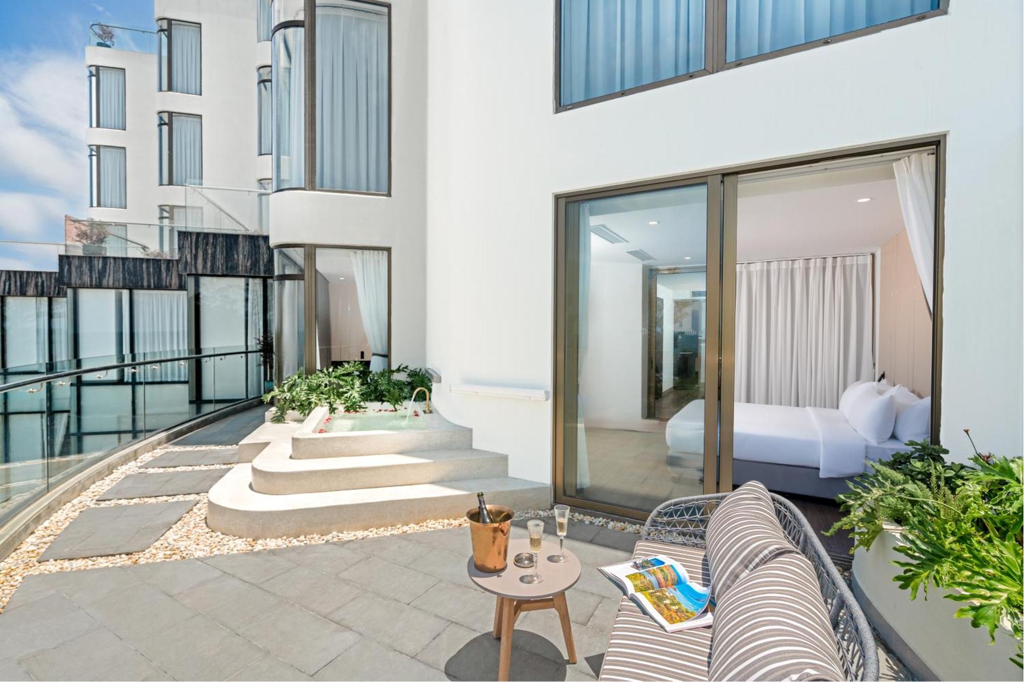 Poseido Hotel Quang Binh Донг Хой Екстериор снимка