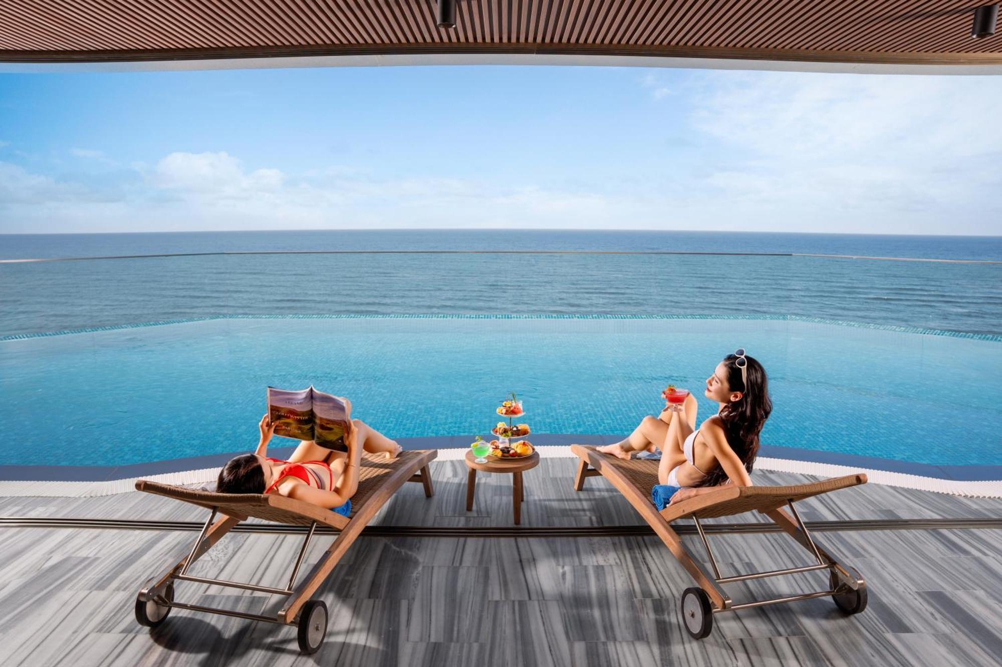Poseido Hotel Quang Binh Донг Хой Екстериор снимка
